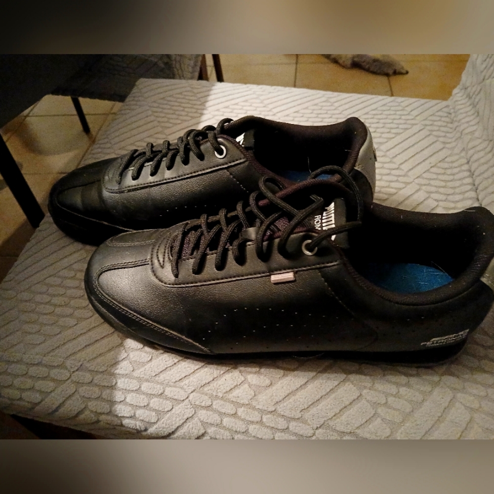 Men's Puma sneakers